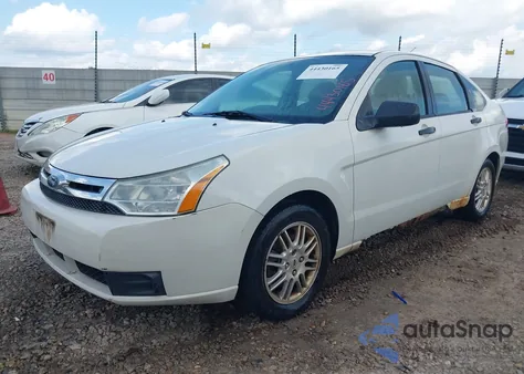 2010 Ford Focus Se z USA, uszkodzony, nr VIN 1FAHP3FN1AW127976